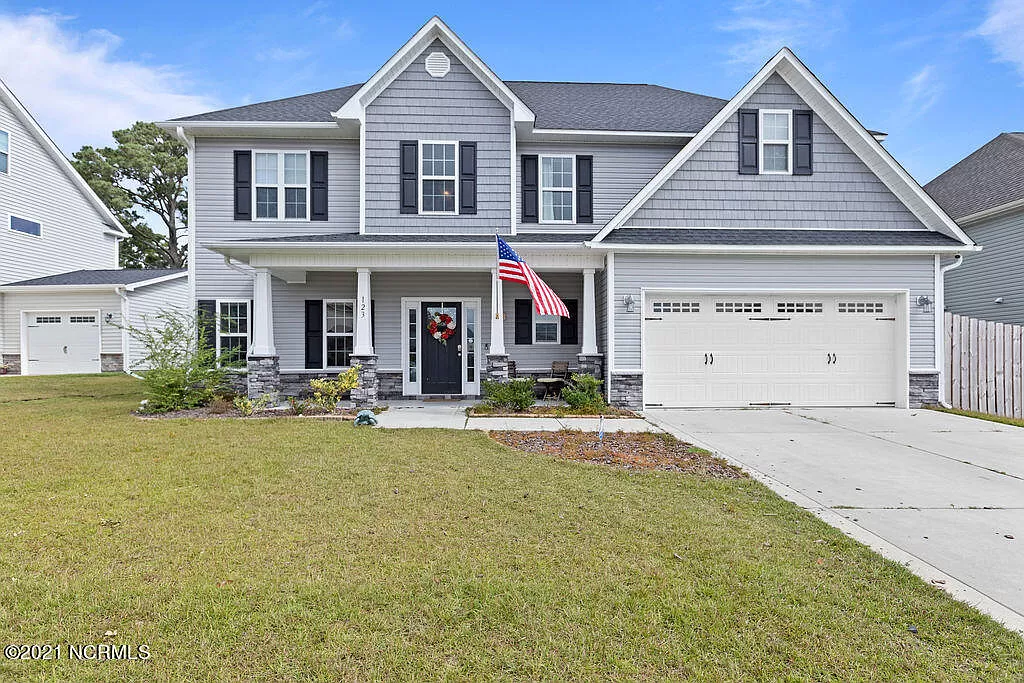 123 Regatta Way